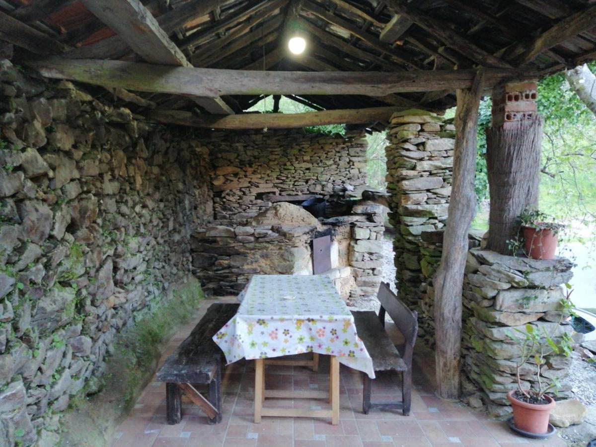 فيلا Carballedo في Las Casitas De Peares المظهر الخارجي الصورة